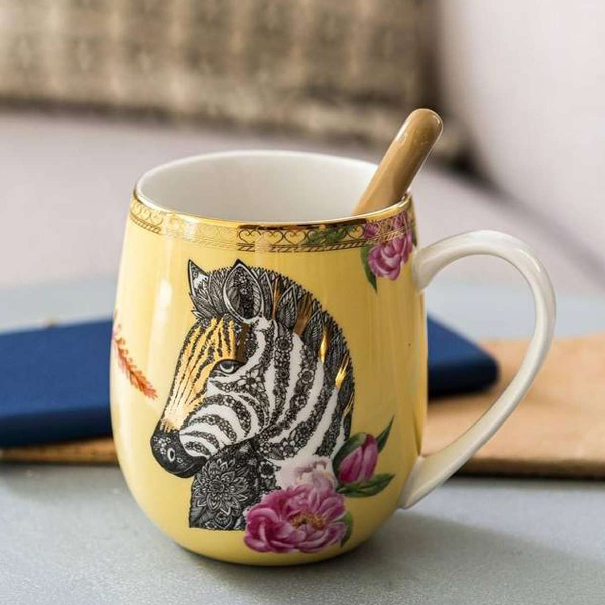 Tazza regalo di Natale personalizzata con tigre e nome