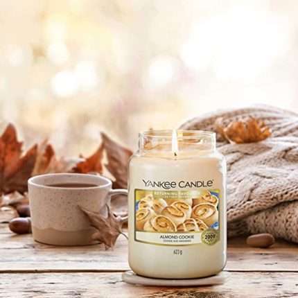 almond cookie yankee candle 1